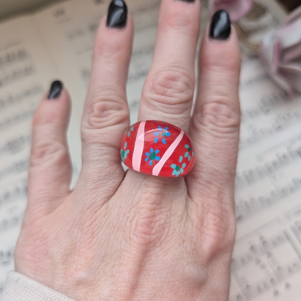 Red Floral Ring Size 8
